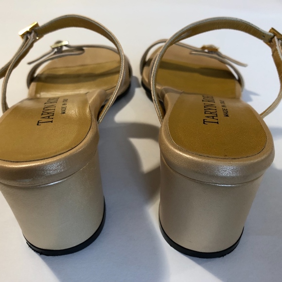 Taryn Rose in Gold Sandals - Made in Italy - Picture 6 of 7